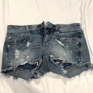 American Eagle Shortie Super Stretch Jean Shorts. Size 2.